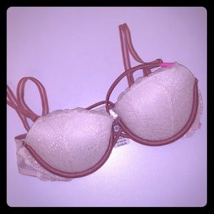 Victoria’s Secret pink bra